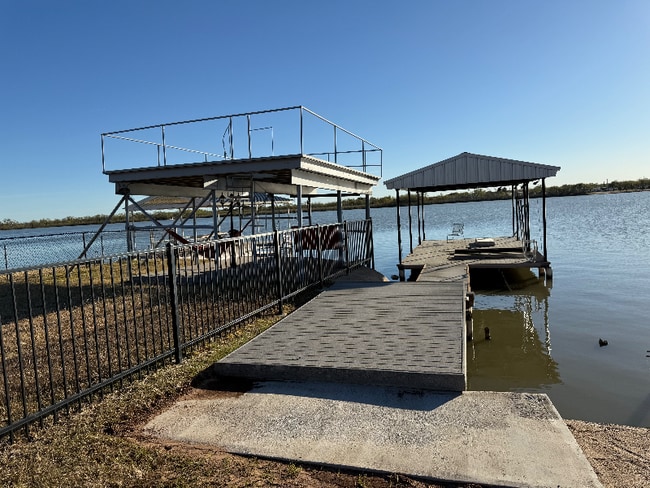 Photo - 3045 Red Bluff Cir