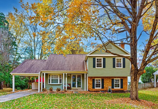 Building Photo - 12027 Cheviot Dr