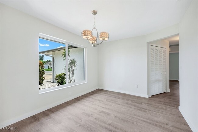 Building Photo - 1202 SE 14th Terrace Rental