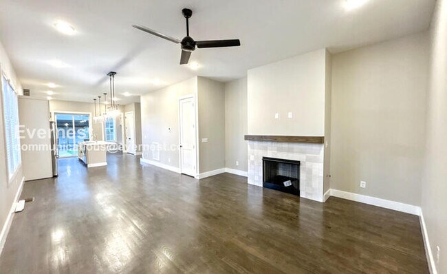 Photo - 1705 Cass St