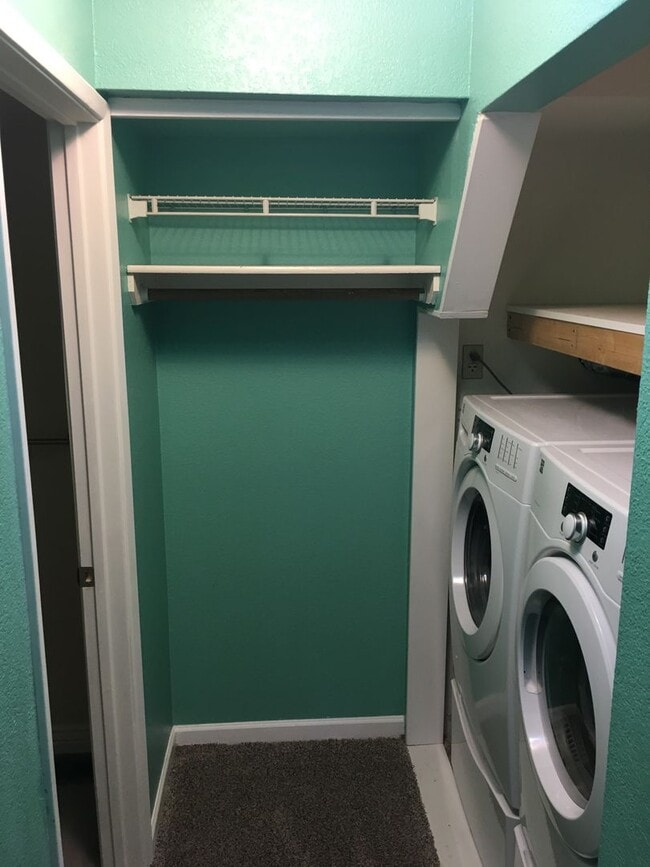 Photo - Super cute 2 Bed/2 Bath next to NAU! Laundry in unit!