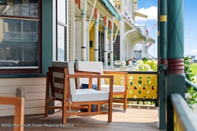 Photo - 7 Embury Ave