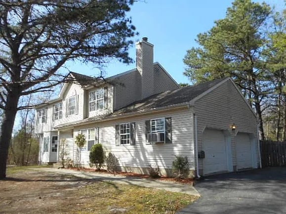 Photo - 465 Pfister Rd