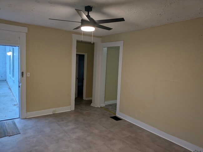 Photo - 2319 W Muhammad Ali Blvd