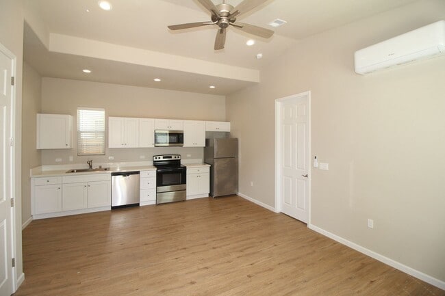 Photo - 2343 N Arthur Ave