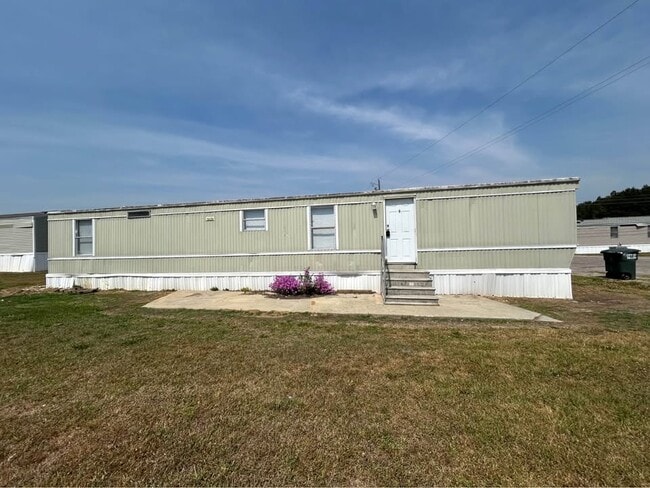 Building Photo - 309 Reid Ct