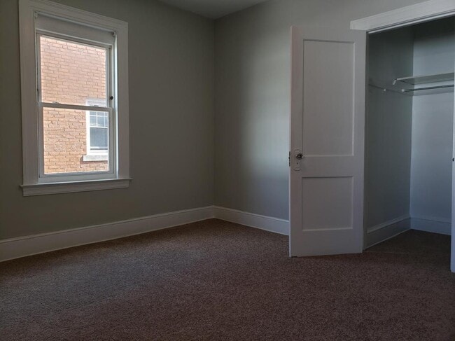 Photo - 274 Park Rd Unit 2e