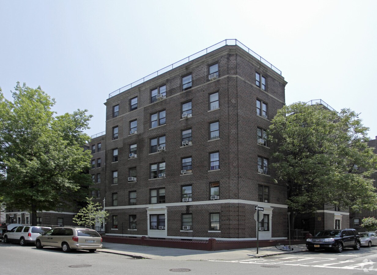 Photo - 1302 Newkirk Ave Apartments