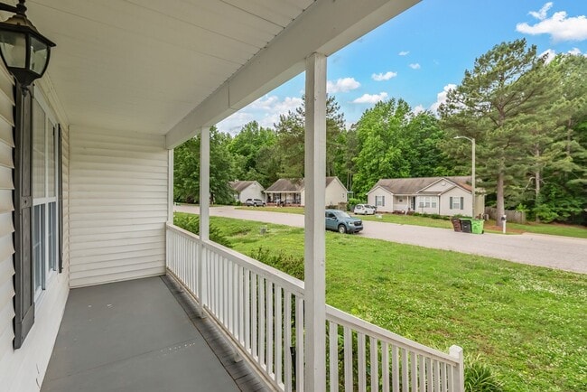 Photo - Single Family 3 bedroom plus a flex room- Available August 12th