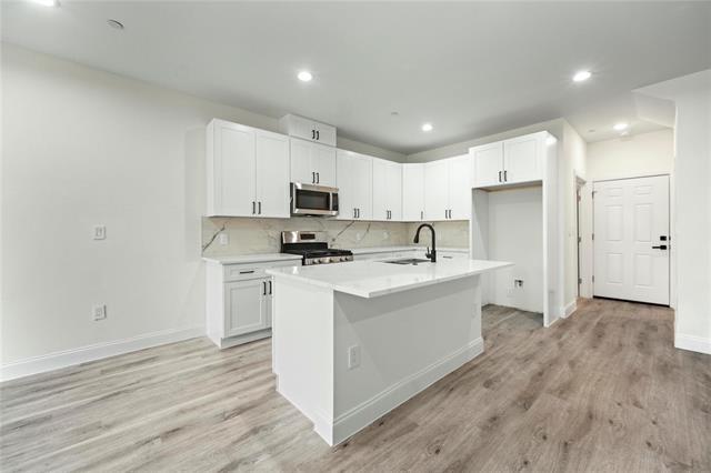 Photo - 6234 Dewitt St