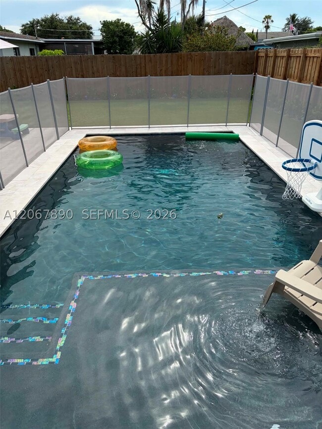Photo - 401 SE 3rd Ct