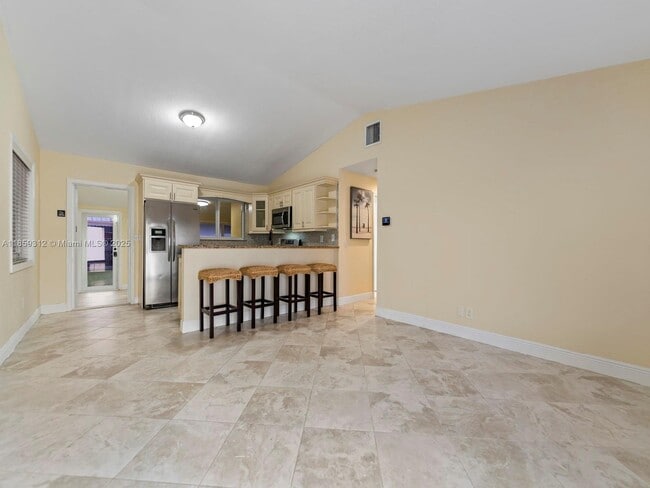 Photo - 42 Bonefish Ave