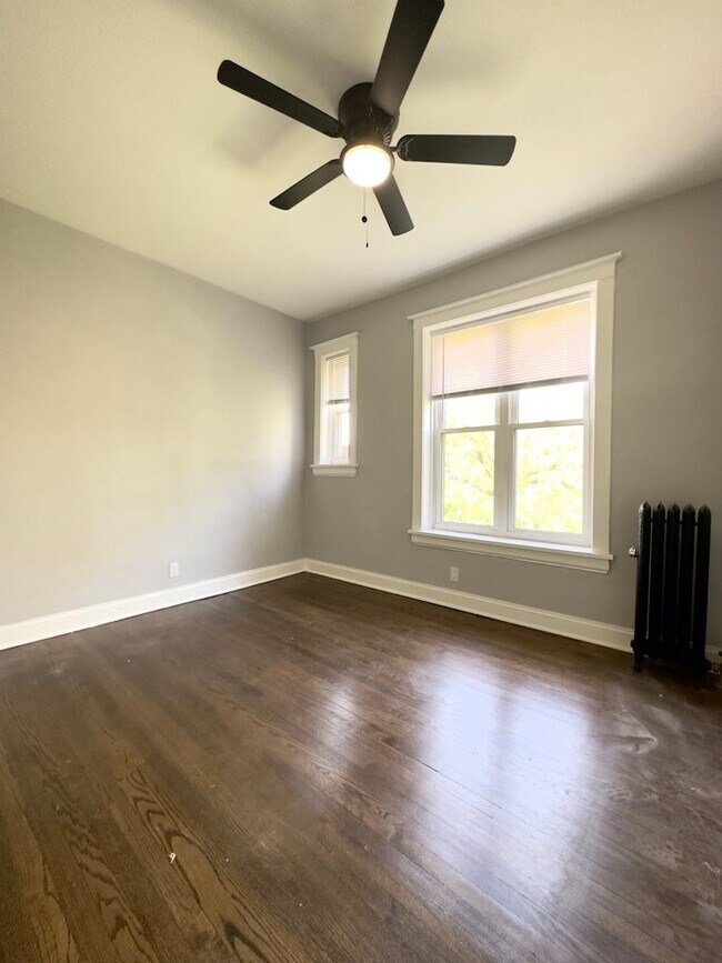 Photo - 6259 N Lakewood Ave Unit 6259 North Lakewood Avenu
