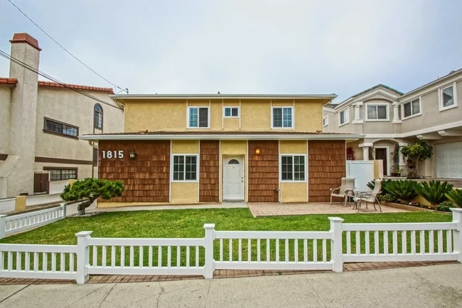 1815 Clark Ln Unit B