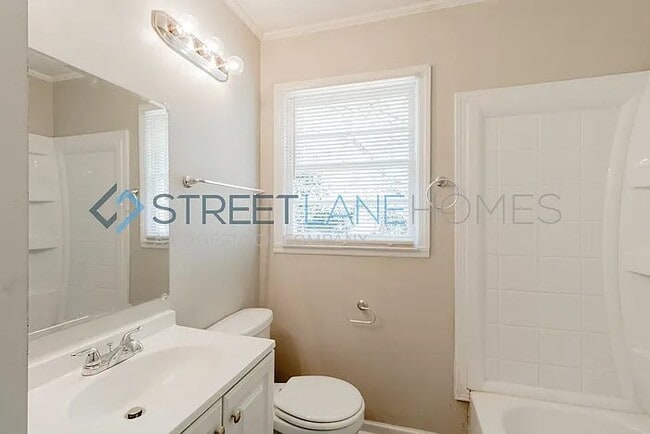 Photo - 3042 Bethune Ave