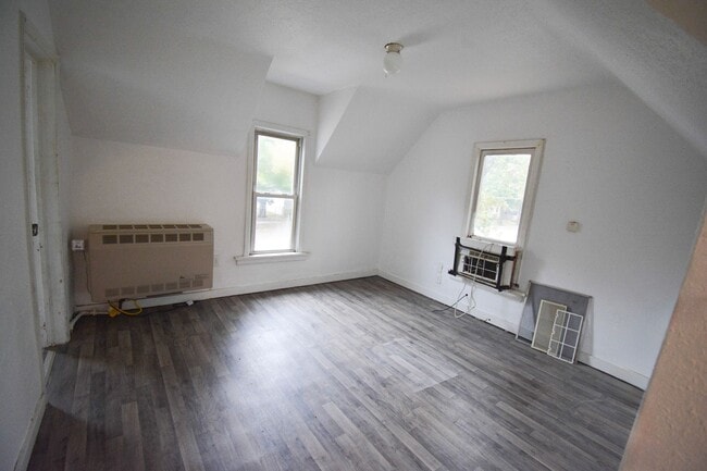 Photo - 605 11th St NW Unit #B Upper