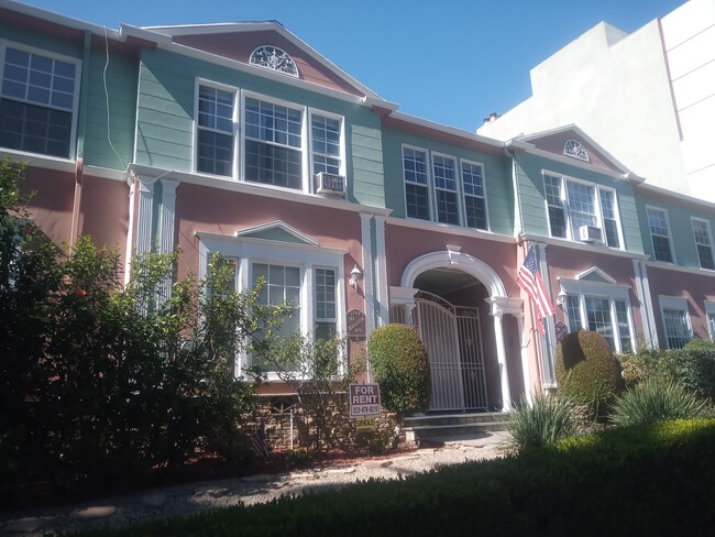 Charleston Apts - curb view - The Charleston Apartments