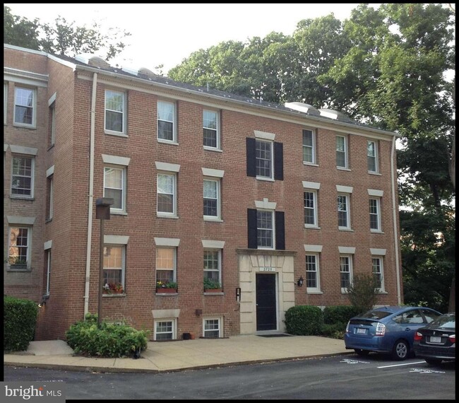 Photo - 2725 Ordway St NW Unidad #7 Rental