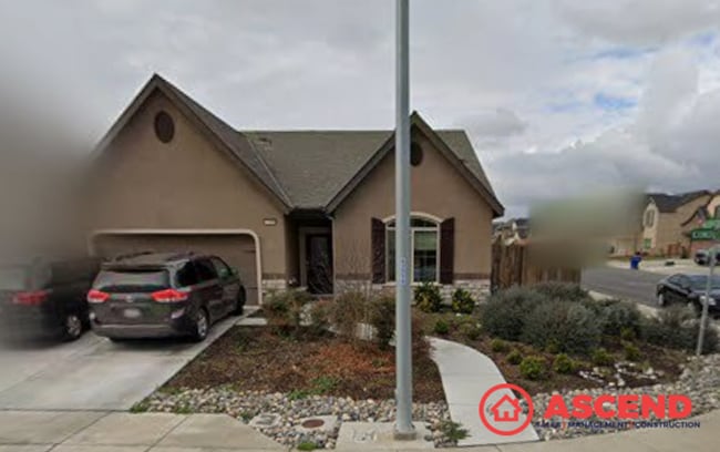 Building Photo - Beautiful 3-Bedroom Corner Lot Home with Solar & Spacious Backyard