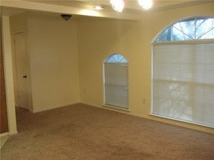 Photo - 11525 N Meridian Ave Unit NA