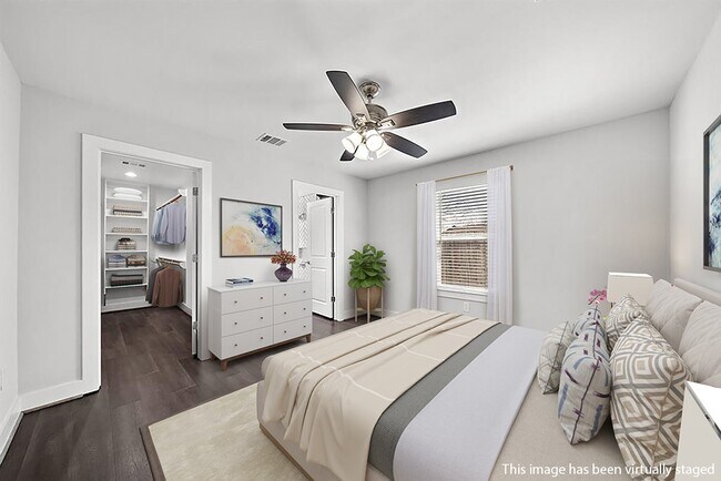 Photo - 1511 Mcneil St