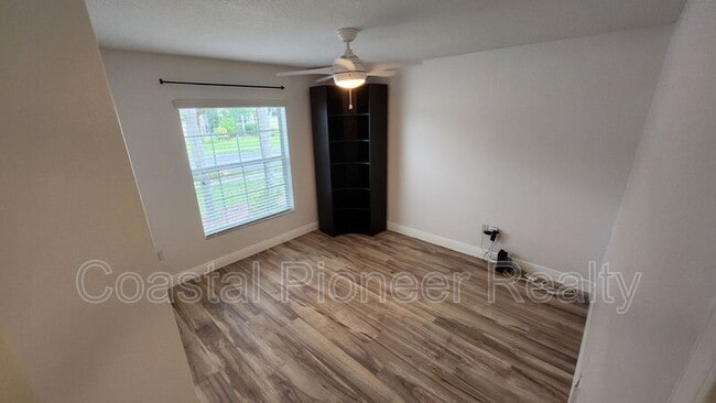 Photo - 11404 Holmbridge Ln