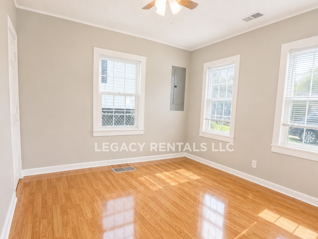Photo - 241 Evansdale Ave