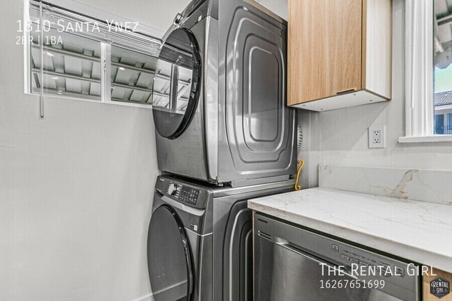 Photo - 1810 Santa Ynez St