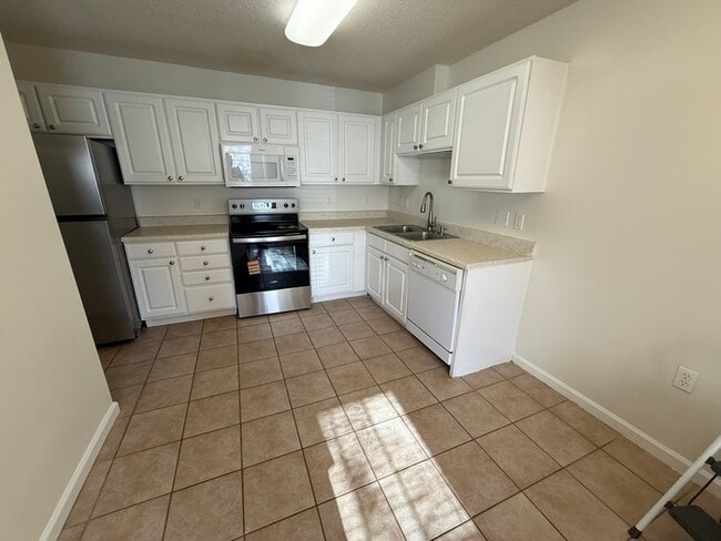 Photo - Adorable 1 Bed 1.5 Bath Condo in Brier Creek! 1st Floor! Sun Room! New Appliances! Unit 100