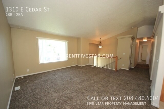 Photo - 1310 E Cedar St