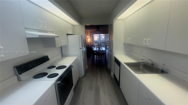 Photo - 13700 SW 11th St Unit 309A