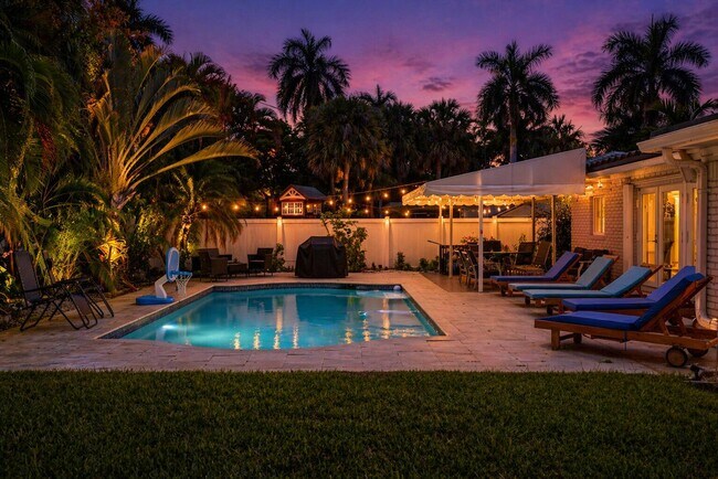 Photo - 3036 NE 19th St