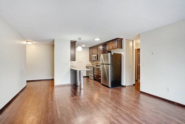 Photo - 2800 Girard Apartments