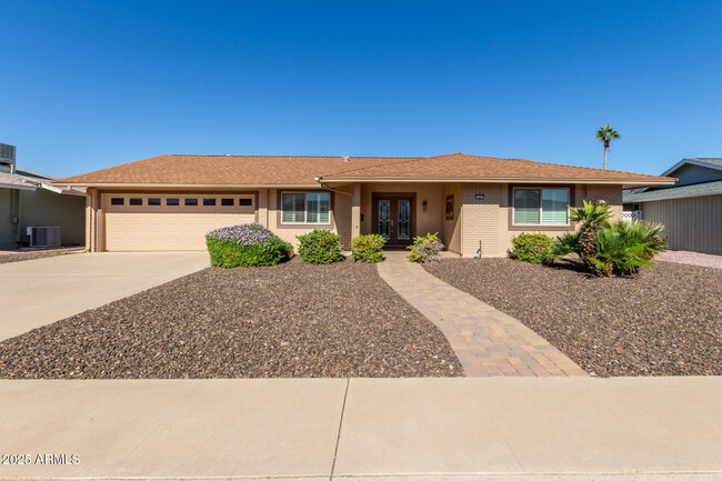 Building Photo - 13827 N Tan Tara Dr