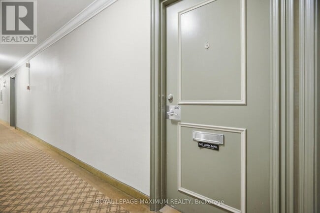 Photo - 335 Lonsdale Rd Unit 407