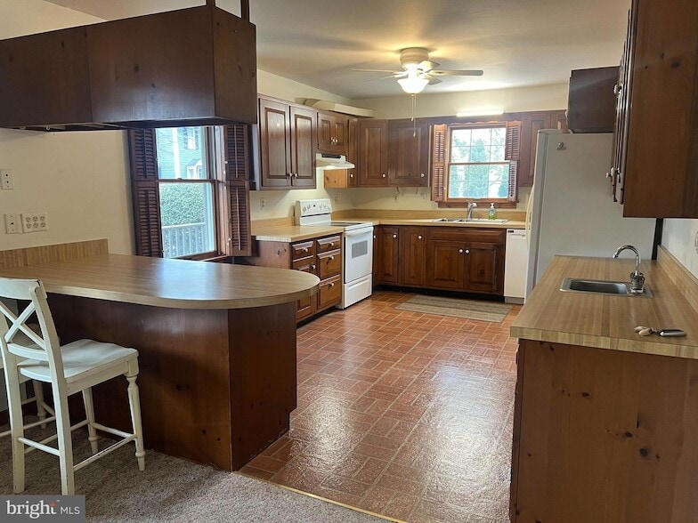 Photo - 100 Mulberry St