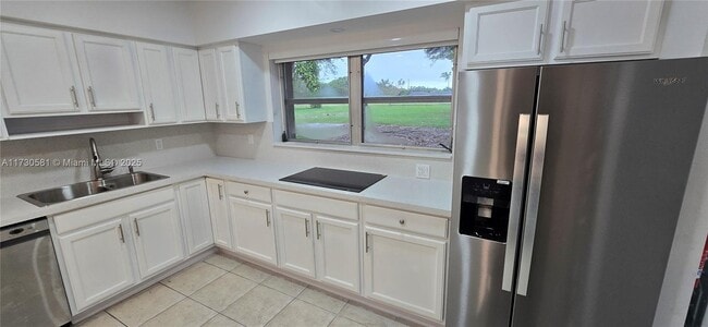 Building Photo - 6500 SW 82nd Ave Rental