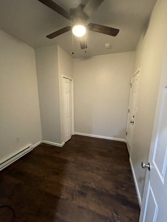 Photo - Cozy 1 bedroom unit with extra space! Unit 5