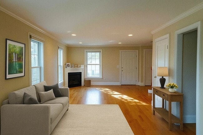 Photo - 171 N Main St