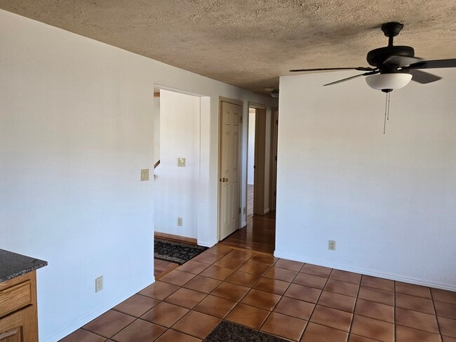 Building Photo - 725 W 1150 S