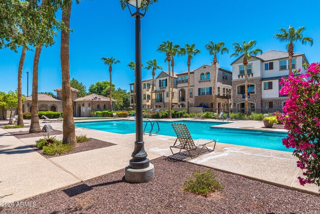 Building Photo - 1739 E Dogwood Ln