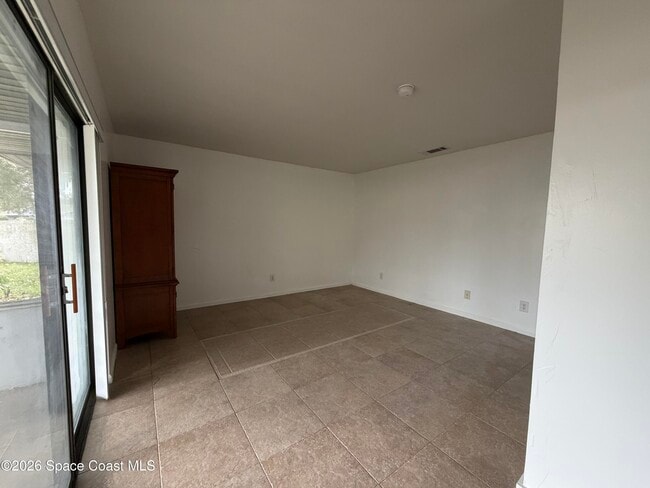 Photo - 760 John Adams Ln
