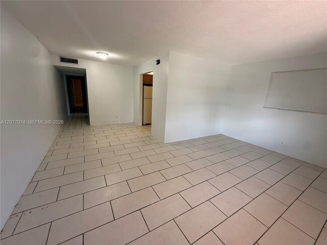 Photo - 5715 Hayes St Unit 5715