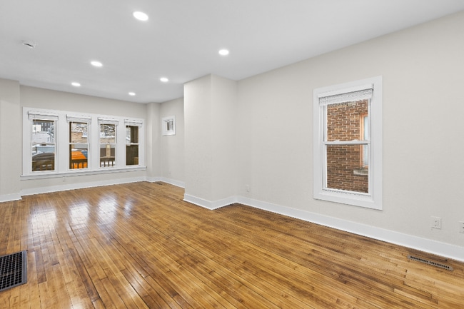 Photo - 1814 E Linnwood Ave