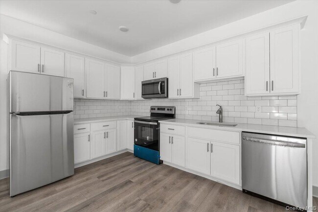 75 Forester Ave Unit 225