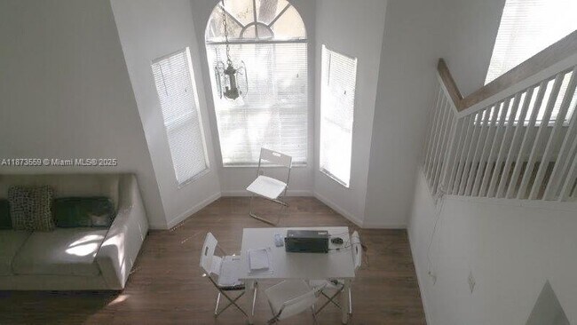Photo - 3204 Glenmoor Dr Unit 3204