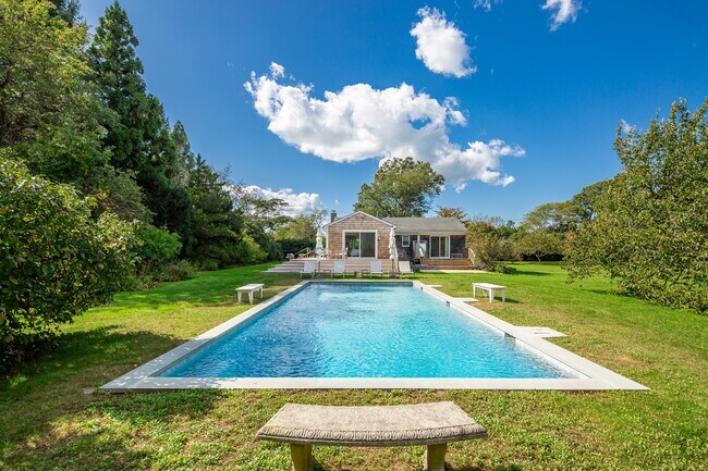 Photo - 9 Sandpiper Rd House