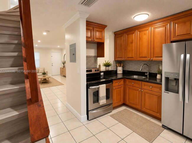 5600 NW 6th St