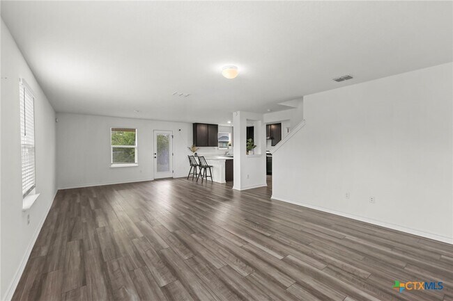 Photo - 4703 Plaza Ctr