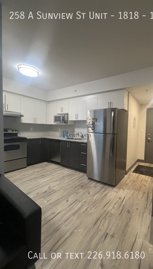 Building Photo - 258A Sunview St